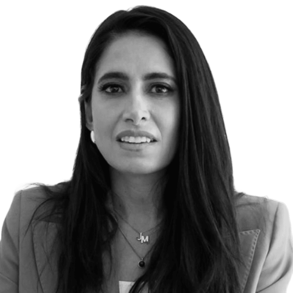 Mtra. Adriana Greaves